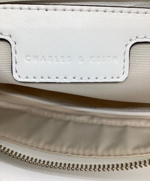 CHARLES & KEITH（チャールズアンドキース）CHARLES & KEITH (チャールズ＆キース) トートバッグ ホワイト 未使用品の古着・服飾アイテム