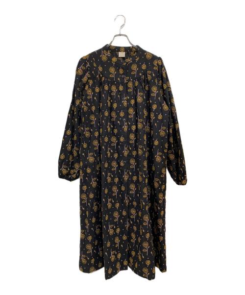TSUHARU by samansa Mos2（ツハル バイ サマンサモスモス）TSUHARU by samansa Mos2 (ツハル バイ サマンサモスモス) 24AW ローズ柄総刺繍コート ブラック サイズ:SIZE Freeの古着・服飾アイテム