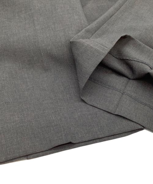 AEWEN MATOPH（イウエン マトフ）AEWEN MATOPH (イウエン マトフ) ハイウエスト ベルト フレアパンツ グレー サイズ:SIZE 38 未使用品の古着・服飾アイテム