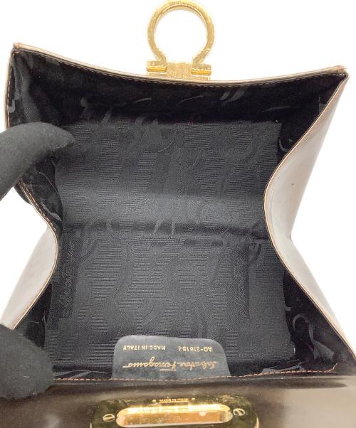 Salvatore Ferragamo（サルヴァトーレ フェラガモ）Salvatore Ferragamo (サルヴァトーレ フェラガモ) ハンドバッグ ブラウンの古着・服飾アイテム