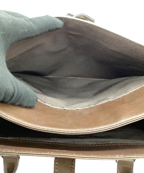 BURBERRY（バーバリー）BURBERRY (バーバリー) スクエアハンドバッグの古着・服飾アイテム