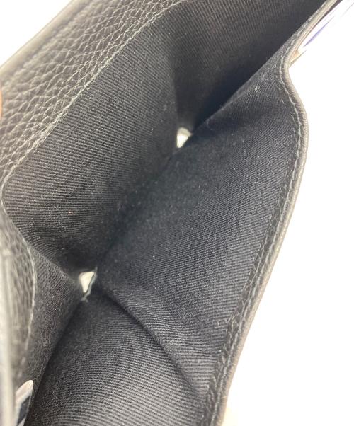 JIMMY CHOO（ジミーチュウ）JIMMY CHOO (ジミーチュウ) 2つ折り財布 ブラックの古着・服飾アイテム