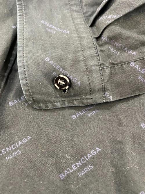 BALENCIAGA（バレンシアガ）BALENCIAGA (バレンシアガ) ロゴ総柄オーバーサイズボタンダウン ブラック サイズ:SIZE 38の古着・服飾アイテム
