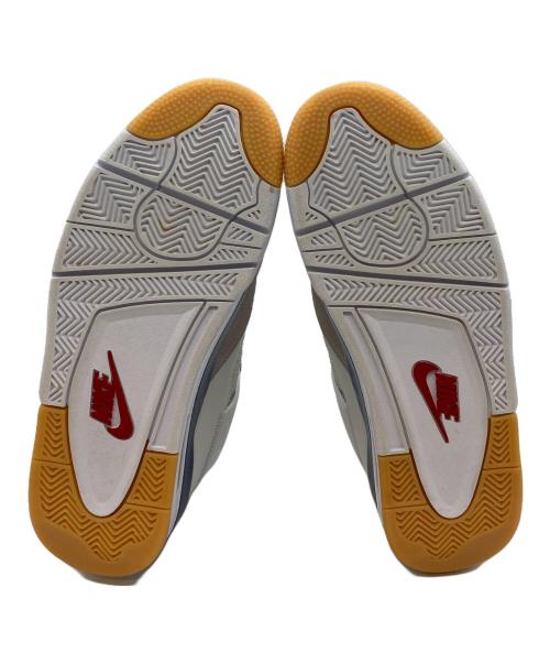 NIKE SB（ナイキエスビー）NIKE SB (ナイキエスビー) Air Jordan 4 Retro SP ホワイト×ブルー サイズ:28㎝の古着・服飾アイテム