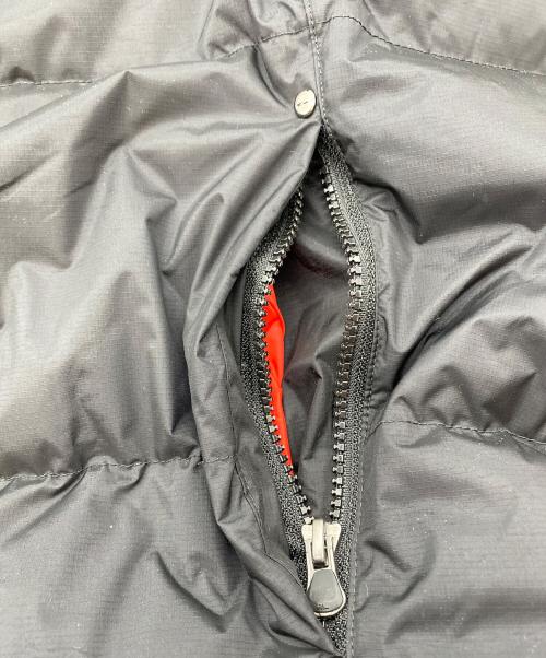 POLO RALPH LAUREN（ポロ・ラルフローレン）POLO RALPH LAUREN (ポロ・ラルフローレン) フーデッドダウンジャケット ブラック×レッド×ホワイトポニー サイズ:SIZE US Lの古着・服飾アイテム