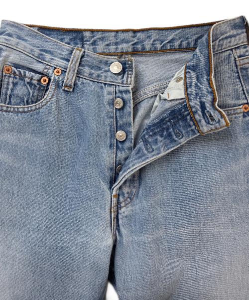 LEVI'S（リーバイス）LEVI'S (リーバイス) 90's レギュラーストレートジーンズ ライトインディゴ サイズ:W28×L34の古着・服飾アイテム