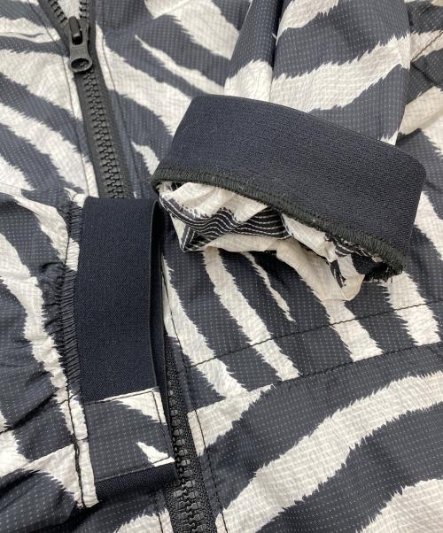 THE NORTH FACE（ザ ノース フェイス）THE NORTH FACE (ザ ノース フェイス) PERTEX Zebra Print Mountain Wind Parka ブラック×ホワイト サイズ:SIZE Mの古着・服飾アイテム