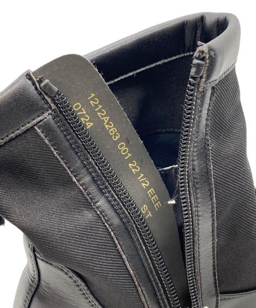 asics（アシックス）asics (アシックス) サイドゴアブーツ　ペダラ コンフェザー ブラック サイズ:22.5の古着・服飾アイテム