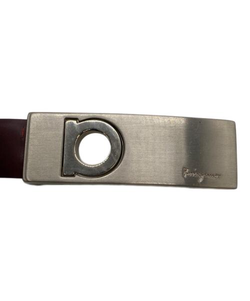 Ferragamo（フェラガモ）Ferragamo (フェラガモ) ベルト ボルドーの古着・服飾アイテム