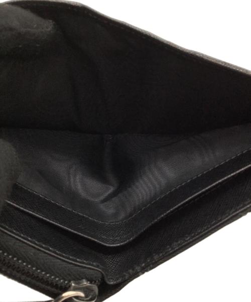 PRADA（プラダ）PRADA (プラダ) 2つ折り財布 ブラックの古着・服飾アイテム