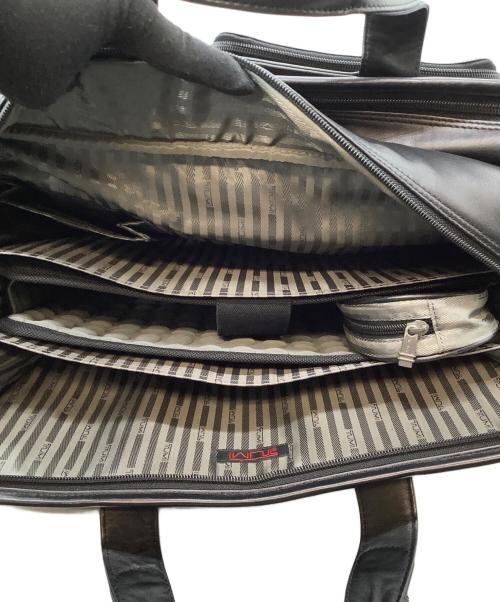 TUMI（トゥミ）TUMI (トゥミ) ビジネスバッグ ブラックの古着・服飾アイテム