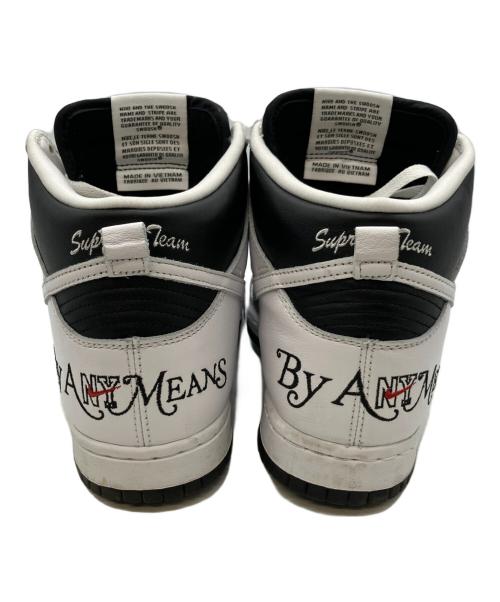 NIKE SB（ナイキエスビー）NIKE SB (ナイキエスビー) Supreme (シュプリーム) Dunk High By Any Means ホワイト×ブラック サイズ:26cmの古着・服飾アイテム