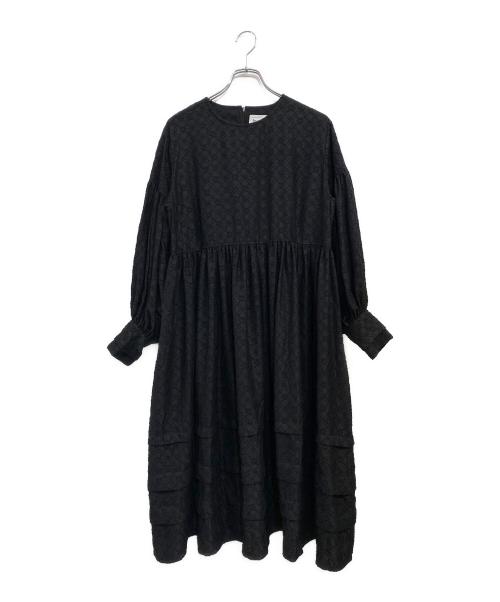 foufou（フーフー ザドレス）foufou (フーフー) 2023 pokopoko jacquard volume one piece ブラック サイズ:SIZE 0 未使用品の古着・服飾アイテム