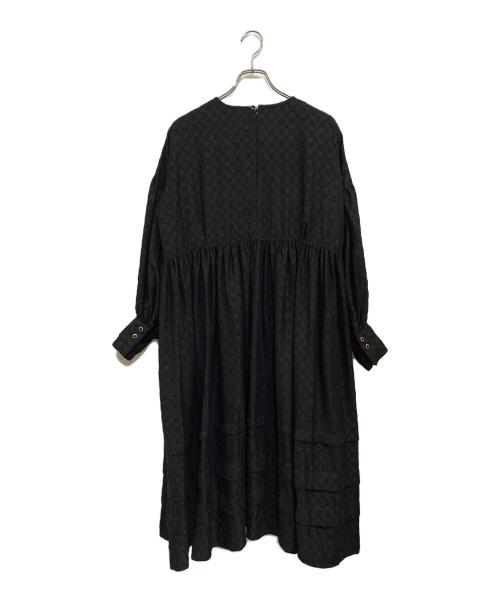 foufou（フーフー ザドレス）foufou (フーフー) 2023 pokopoko jacquard volume one piece ブラック サイズ:SIZE 0 未使用品の古着・服飾アイテム