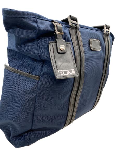 TUMI（トゥミ）TUMI (トゥミ) ビジネスバッグ ネイビーの古着・服飾アイテム