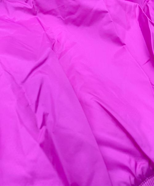 NIKE（ナイキ）NIKE (ナイキ) PACKABLE HOOD WINDBREAKER イエロー×ピンク サイズ:SIZE US M 未使用品の古着・服飾アイテム