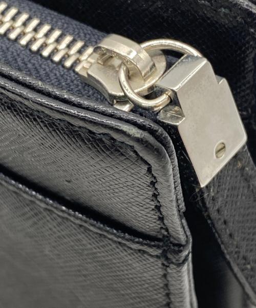 BURBERRY（バーバリー）BURBERRY (バーバリー) クラッチバッグ ブラックの古着・服飾アイテム