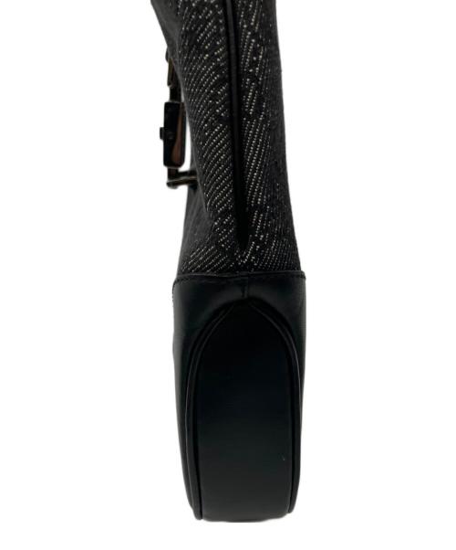 GUCCI（グッチ）GUCCI (グッチ) ワンショルダーバッグ グレー×ブラックの古着・服飾アイテム