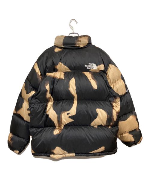 THE NORTH FACE（ザ ノース フェイス）THE NORTH FACE (ザ ノース フェイス) SUPREME (シュプリーム) 21AW Bleached Denim Print Nuptse Jacket ベージュ×ブラック サイズ:SIZE XLの古着・服飾アイテム