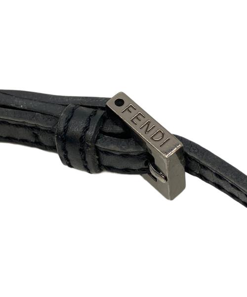 FENDI（フェンディ）FENDI (フェンディ) フラップショルダーバッグ ブラウンの古着・服飾アイテム