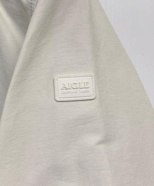 AIGLE（エーグル）AIGLE (エーグル) 撥水 オルガフーデッドパーカ ホワイト サイズ:SIZE 38 (M)の古着・服飾アイテム