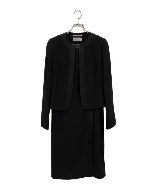 LES MUES femme（レミュー）LES MUES femme (レミュー) ブラックフォーマル アンサンブル 黒無地 サイズ:SIZE 9 (M) 未使用品の古着・服飾アイテム