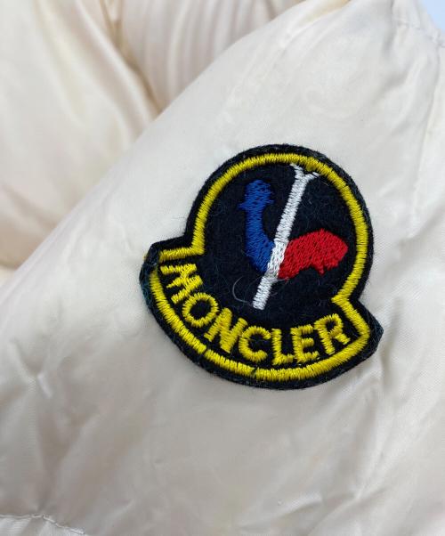 MONCLER（モンクレール）MONCLER (モンクレール) ダウンジャケット ピンク サイズ:SIZE 9の古着・服飾アイテム
