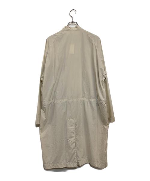 O0u（オー・ゼロ・ユー）O0u (オー・ゼロ・ユー) コート ライトベージュ サイズ:SIZE Free 未使用品の古着・服飾アイテム