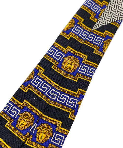 VERSACE（ヴェルサーチェ）VERSACE (ヴェルサーチェ) 90-00s メドゥーサ・グレカ ネクタイ ブラック×ブルー サイズ:Freeの古着・服飾アイテム