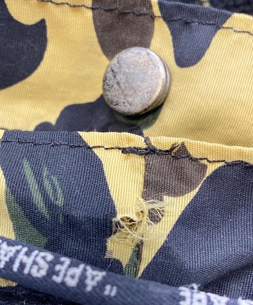 A BATHING APE（アベイシングエイプ）A BATHING APE (ア ベイシング エイプ) リュック ベージュの古着・服飾アイテム