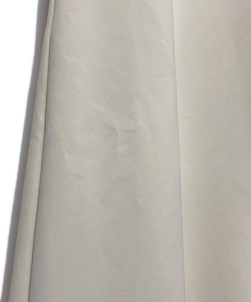 STUNNING LURE（スタニングルアー）STUNNING LURE (スタニングルアー) 23SS ノースリーブワンピース オフホワイト サイズ:2 未使用品の古着・服飾アイテム