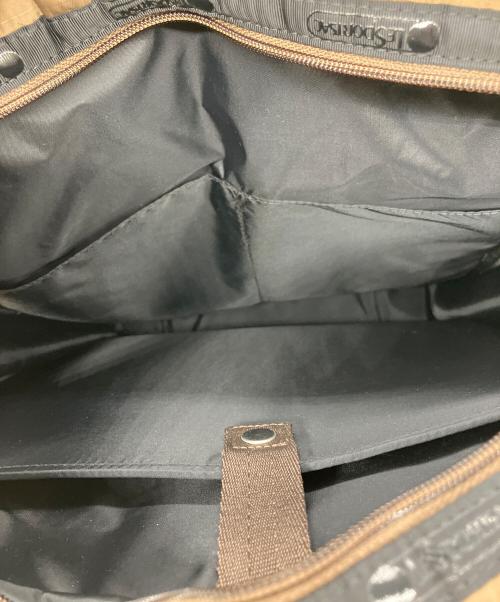 LeSportsac（レスポートサック）LeSportsac (レスポートサック) 神崎恵 (カンザキメグミ) Puffy 2Way Bag ブラウンの古着・服飾アイテム