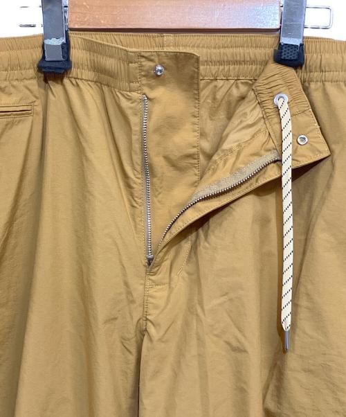 THE NORTHFACE PURPLELABEL（ザ・ノースフェイス パープルレーベル）THE NORTHFACE PURPLELABEL (ザ・ノースフェイス パープルレーベル) 21SS Shirred Waist PANTS Beige カーキ サイズ:SIZE 36の古着・服飾アイテム