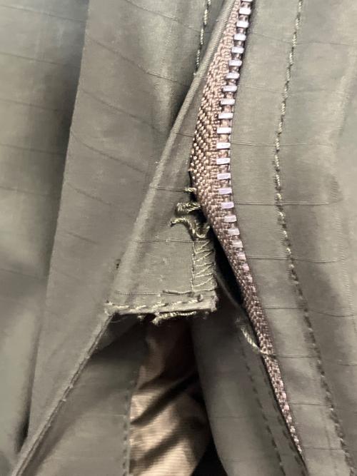 BEAMS PLUS（ビームスプラス）BEAMS PLUS (ビームスプラス) アノラックパーカ オリーブ サイズ:SIZE Lの古着・服飾アイテム