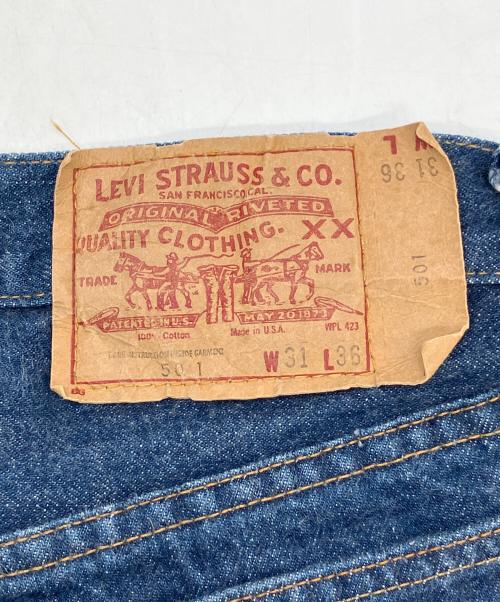LEVI'S 501（リーバイス）LEVI'S 501 (リーバイス) 80'sストレートデニム インディゴ サイズ:SIZE 78.5cm (W31)の古着・服飾アイテム
