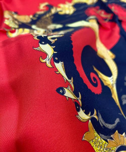 VERSACE（ヴェルサーチェ）VERSACE (ヴェルサーチェ) スカーフ ブラック×レッドの古着・服飾アイテム