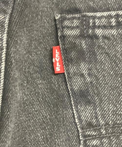 LEVI'S 501（リーバイス）LEVI'S 501 (リーバイス) ストレートジーンズ ブラック サイズ:SIZE 78.5cm (W31) 未使用品の古着・服飾アイテム
