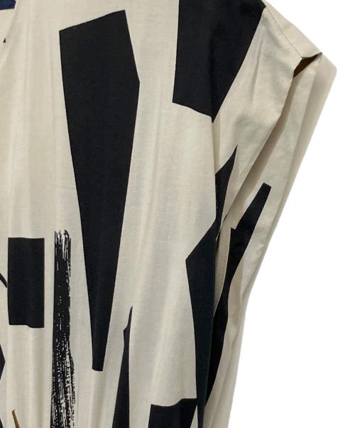 SHIPS（シップス）SHIPS (シップス) 半袖ワンピース ベージュ サイズ:SIZE 36 (S)の古着・服飾アイテム