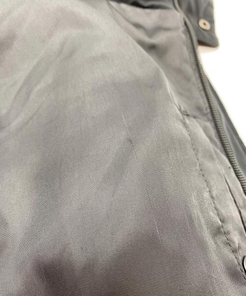 FRED PERRY（フレッドペリー）FRED PERRY (フレッドペリー) ダウンジャケット ブラック サイズ:SIZE UK Mの古着・服飾アイテム