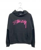 stussyステューシー）の古着「プルオーバーフーディ」｜ブラック×ピンクロゴ