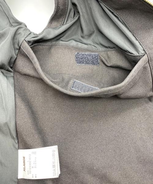 X-LARGE（エクストララージ）X-LARGE (エクストララージ) SHIRT KING PHADE (シャツキングフェイド) グラフィティダック地ベスト ブラック サイズ:SIZE Lの古着・服飾アイテム