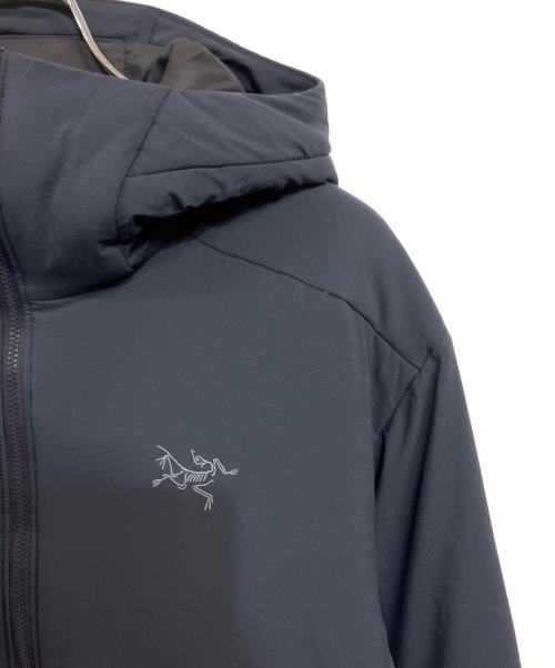 ARC'TERYX（アークテリクス）ARC'TERYX (アークテリクス) Atom Heavyweight Hoody ネイビー サイズ:SIZE Mの古着・服飾アイテム