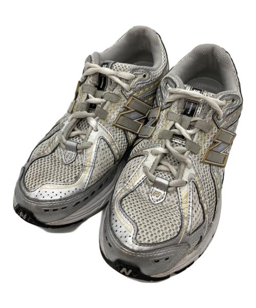 NEW BALANCE（ニューバランス）NEW BALANCE (ニューバランス) ローカットスニーカー ライトグレー サイズ:SIZE 25cmの古着・服飾アイテム