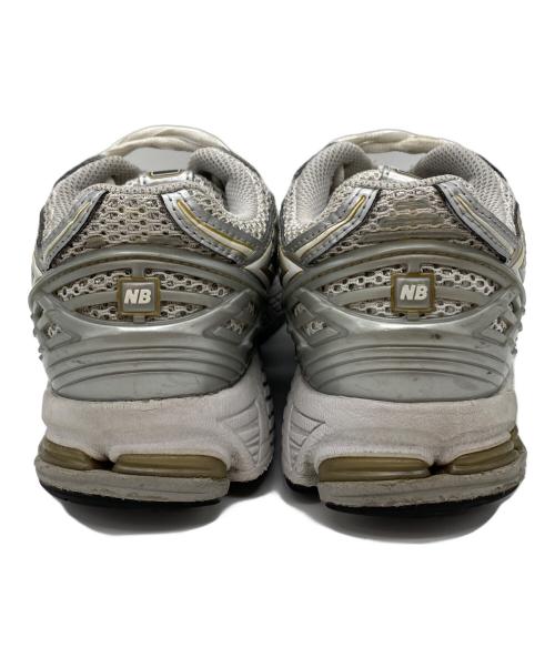 NEW BALANCE（ニューバランス）NEW BALANCE (ニューバランス) ローカットスニーカー ライトグレー サイズ:SIZE 25cmの古着・服飾アイテム