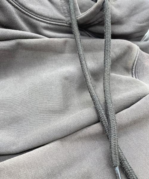 PALACE（パレス）PALACE (パレス) TRI-ARCHAEOLOGY HOOD ブラウン サイズ:SIZE UK Lの古着・服飾アイテム