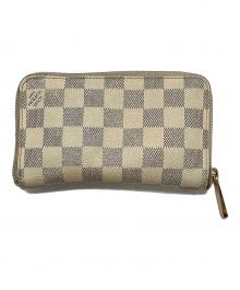 LOUIS VUITTON（ルイ ヴィトン）の古着「ラウンドファスナー財布」｜オフホワイト