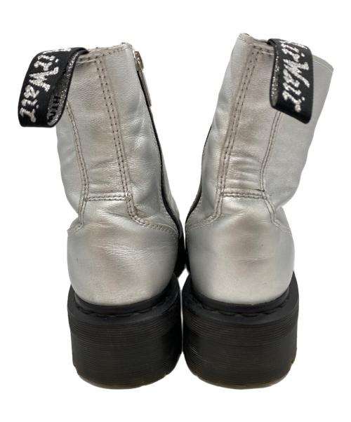Dr.Martens（ドクターマーチン）Dr.Martens (ドクターマーチン) JADON 8ホールブーツ シルバー サイズ:SIZE UK6の古着・服飾アイテム