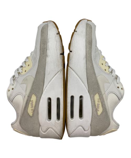 NIKE（ナイキ）NIKE (ナイキ) スニーカー ホワイト サイズ:23.5cmの古着・服飾アイテム