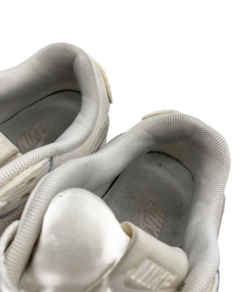 NIKE（ナイキ）NIKE (ナイキ) スニーカー ホワイト サイズ:23.5cmの古着・服飾アイテム