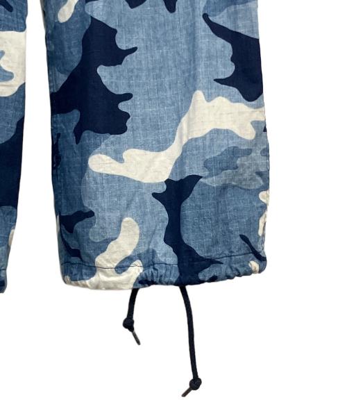 BEAMS PLUS（ビームスプラス）BEAMS PLUS (ビームスプラス) MIL 6 Pocket Indigo Ripstop Discharge Camo Print ブルー サイズ:SIZE Mの古着・服飾アイテム